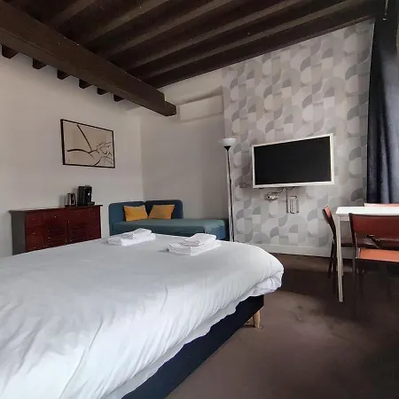 3 Personnes Quartier Chartrons Avec Climatisation 아파트 보르도