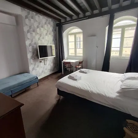 3 Personnes Quartier Chartrons Apartment