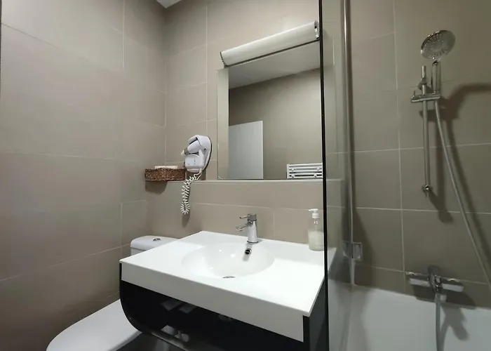 아파트 3 Personnes Quartier Chartrons Avec Climatisation *